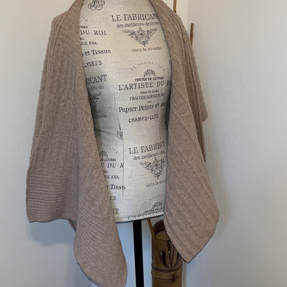 Inverni Cape OSFM WOOL - Picture 7 of 8